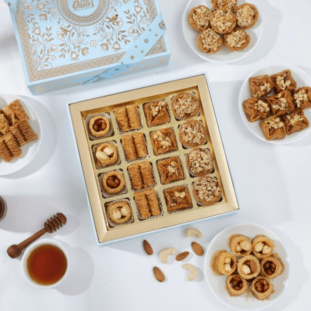 1 Blue Divine Baklawa Gift Box – 16 Pcs Assorted